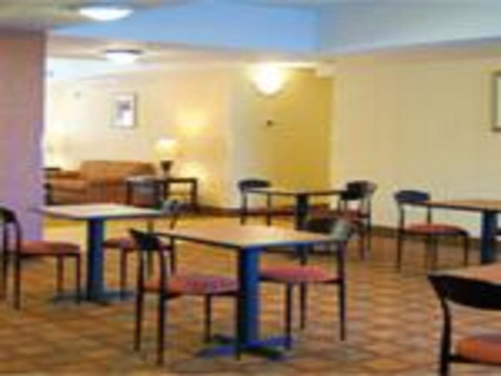 Days Inn By Wyndham Semmes מובייל מראה חיצוני תמונה