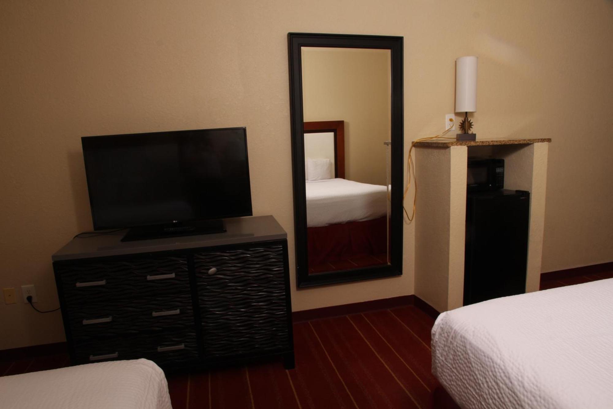 Days Inn By Wyndham Semmes מובייל מראה חיצוני תמונה