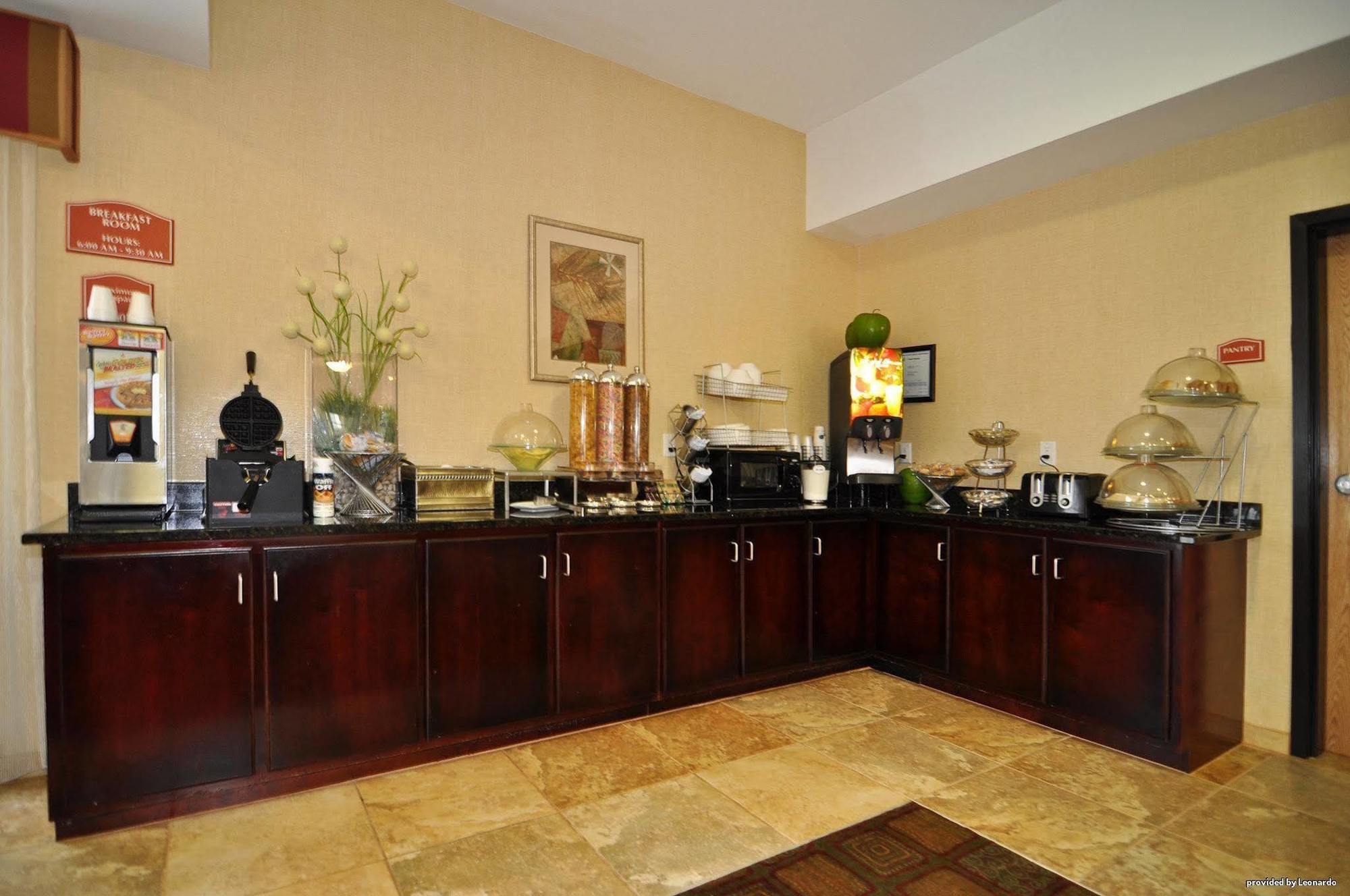 Days Inn By Wyndham Semmes מובייל מסעדה תמונה