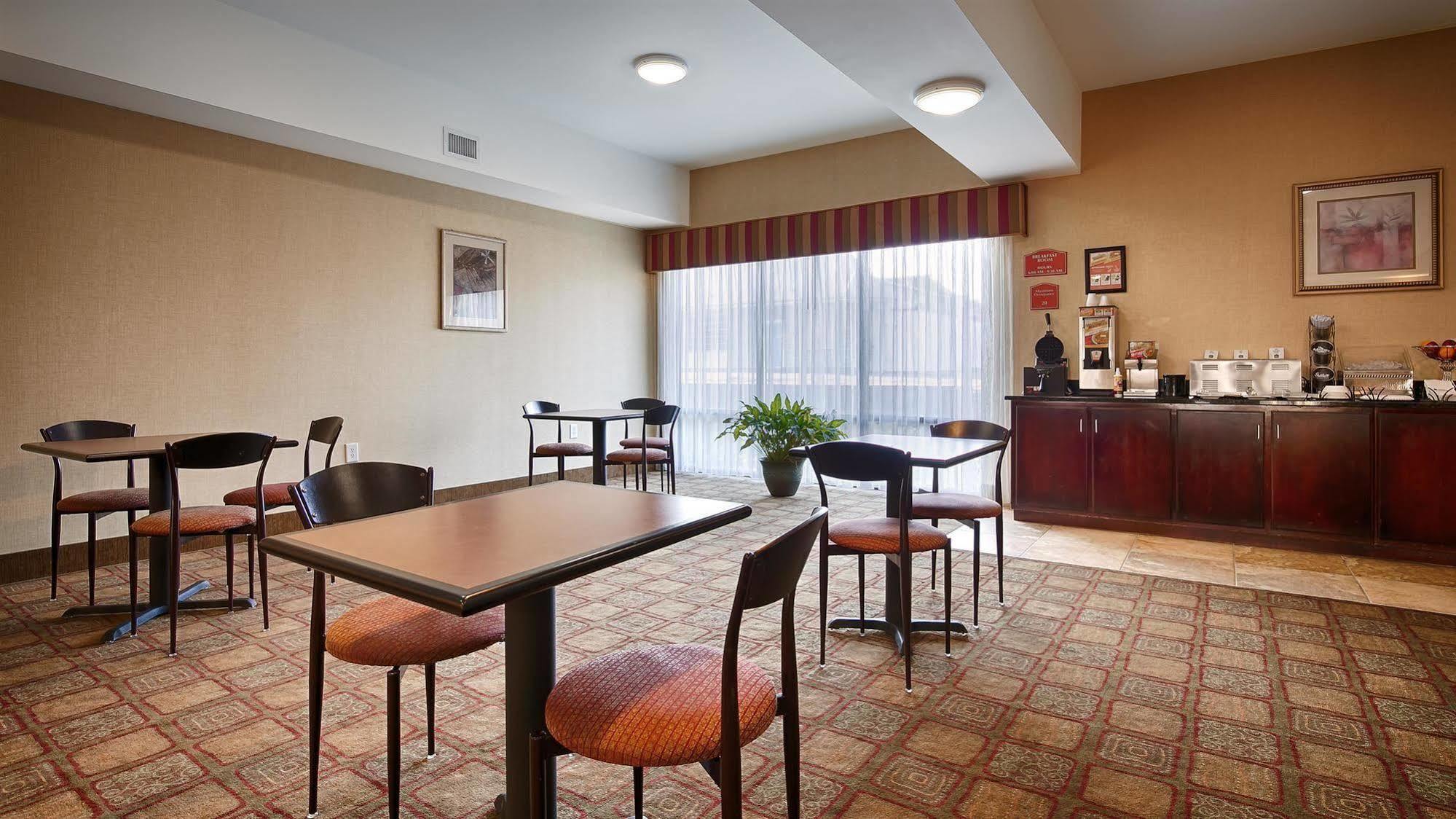 Days Inn By Wyndham Semmes מובייל מראה חיצוני תמונה